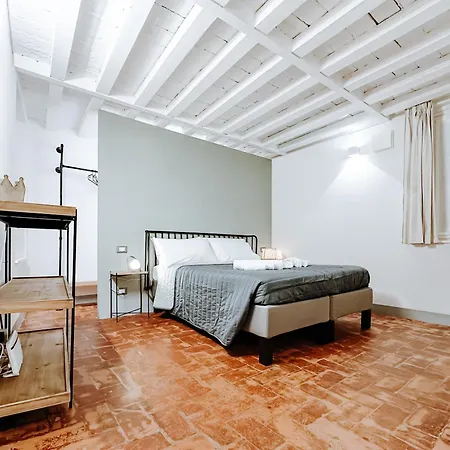 Prestige, La Porta Sul Centro Apartment Modena