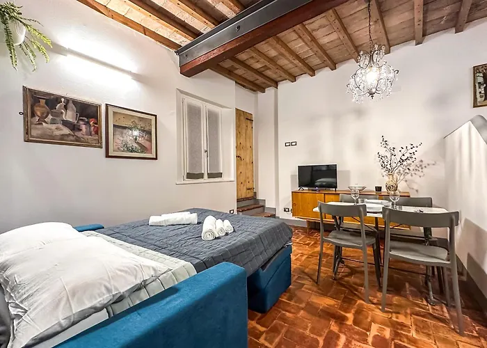 Prestige, La Porta Sul Centro