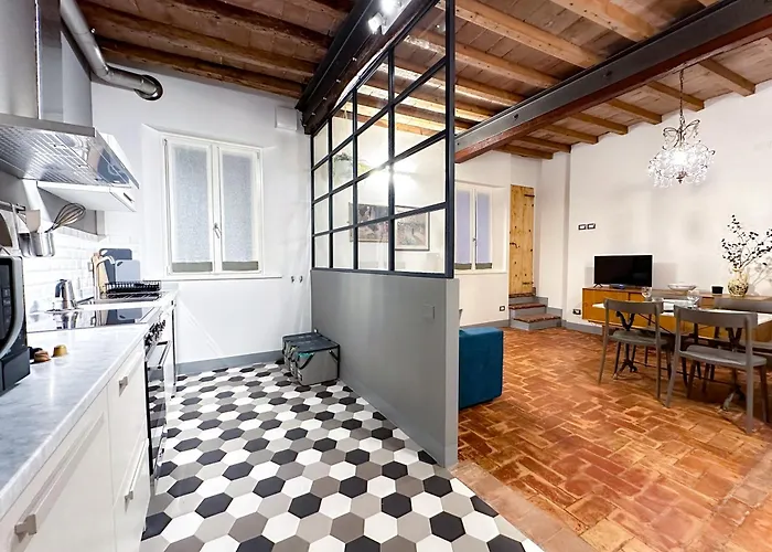 Prestige, La Porta Sul Centro