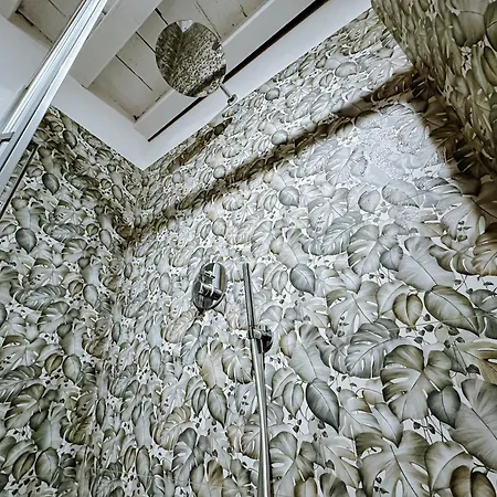 Prestige, La Porta Sul Centro