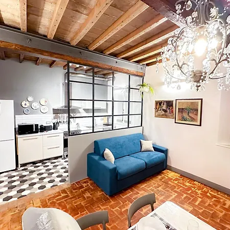 Free Parking - Prestige, La Porta Sul Centro Apartment
