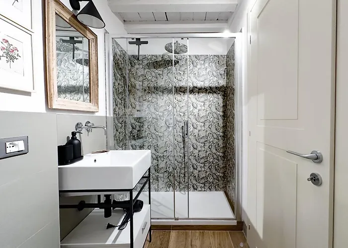 Prestige, La Porta Sul Centro